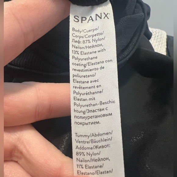 SPANX Mama Maternity Faux Leather Leggings Very Black - Picture 9 of 9